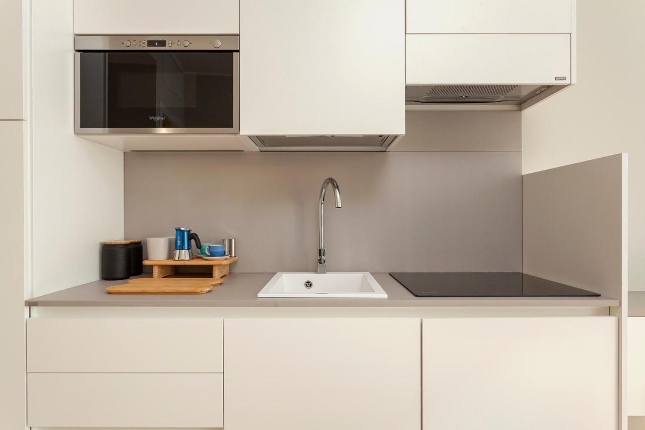 Zuretti1 - Meryggiare Apartments Милан Экстерьер фото